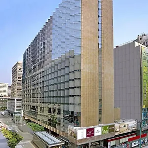4* فندق كولونيا